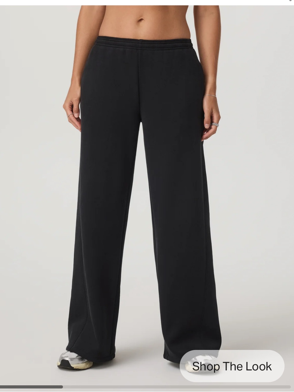 Vuori restore ultra wideleg sweatpants size s
